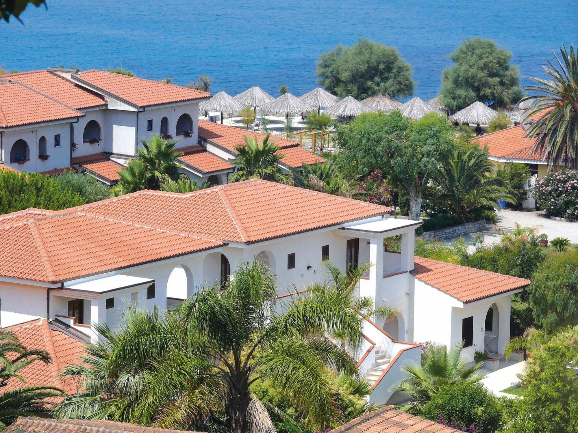 Villaggio Torre Ruffa Robinson Capo Vaticano Ngoại thất bức ảnh