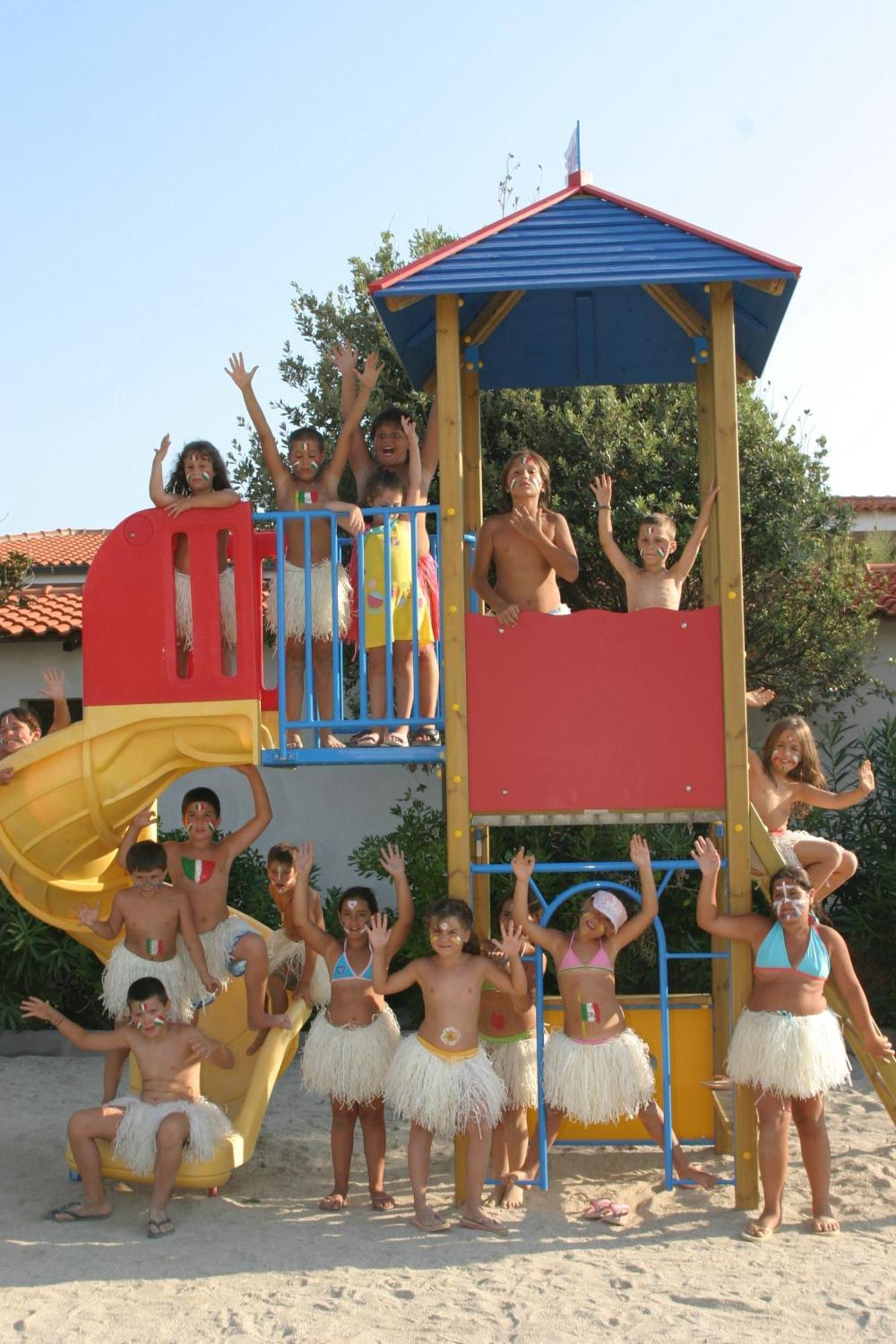 Villaggio Torre Ruffa Robinson Capo Vaticano Ngoại thất bức ảnh