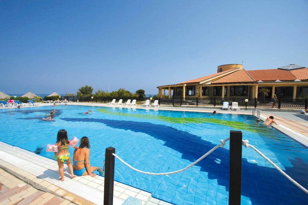 Villaggio Torre Ruffa Robinson Capo Vaticano Ngoại thất bức ảnh