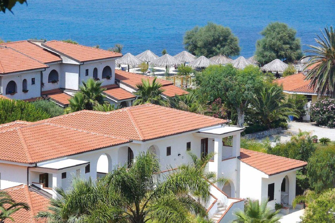 Villaggio Torre Ruffa Robinson Capo Vaticano Ngoại thất bức ảnh